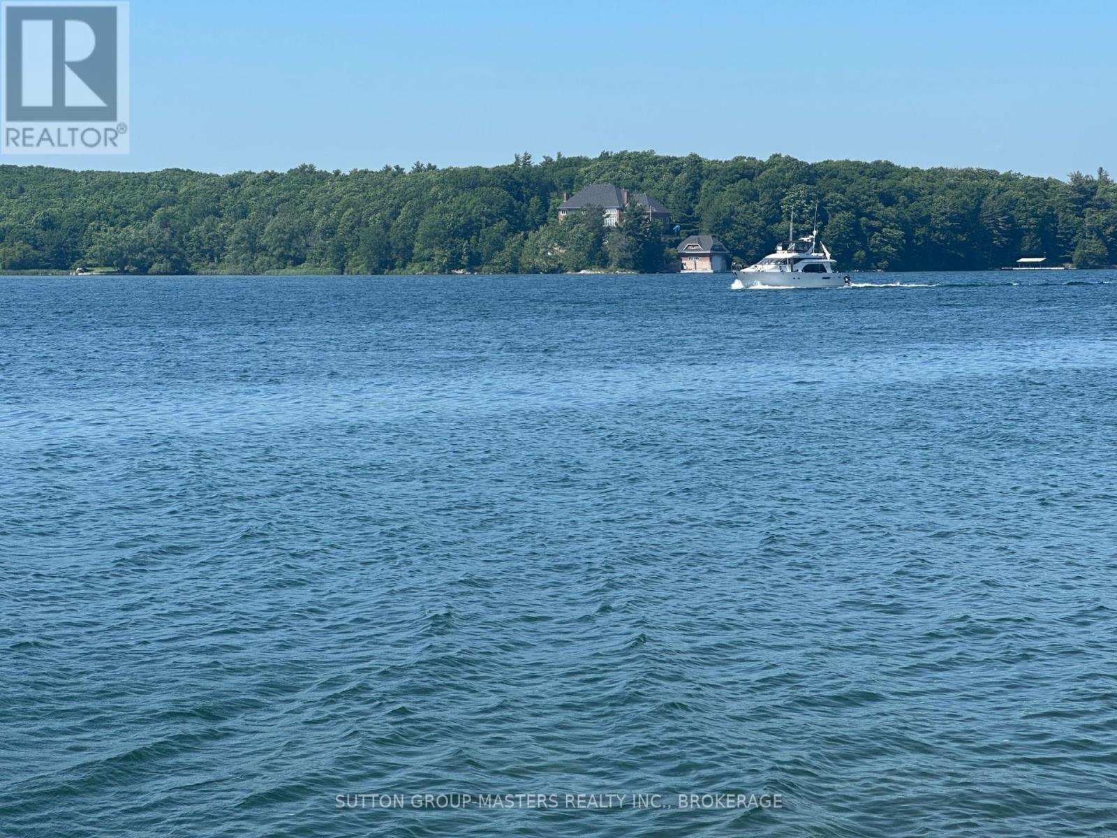 637 NORTH SHORE ROAD