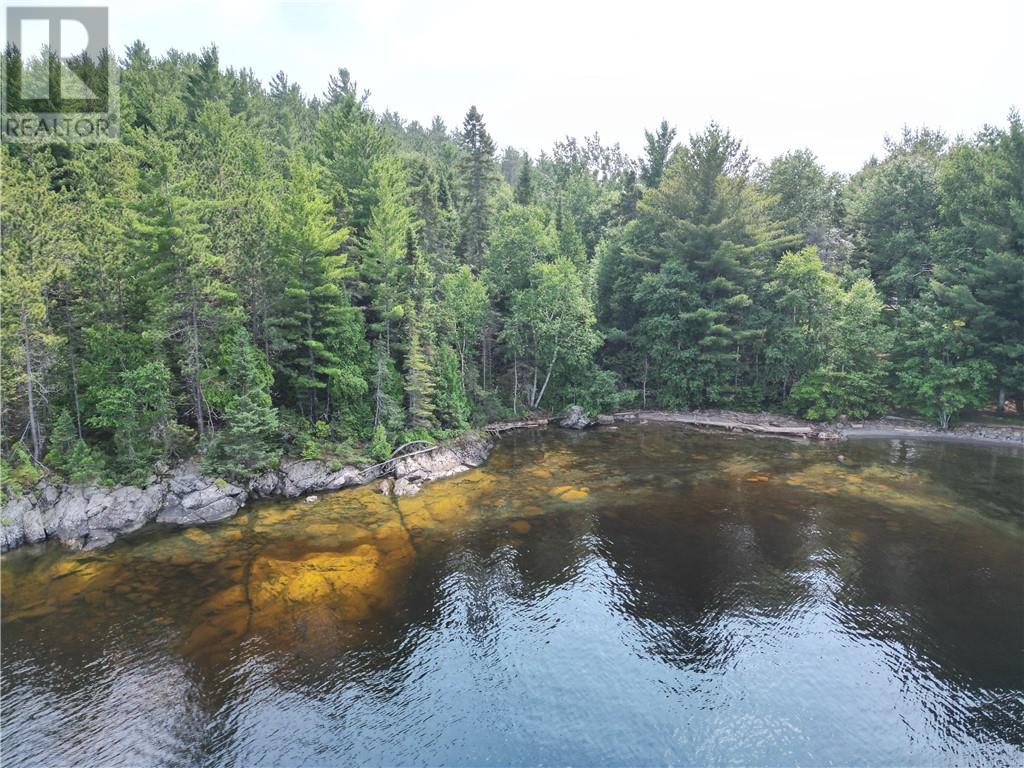 985-B West Bay – PIN #735110201