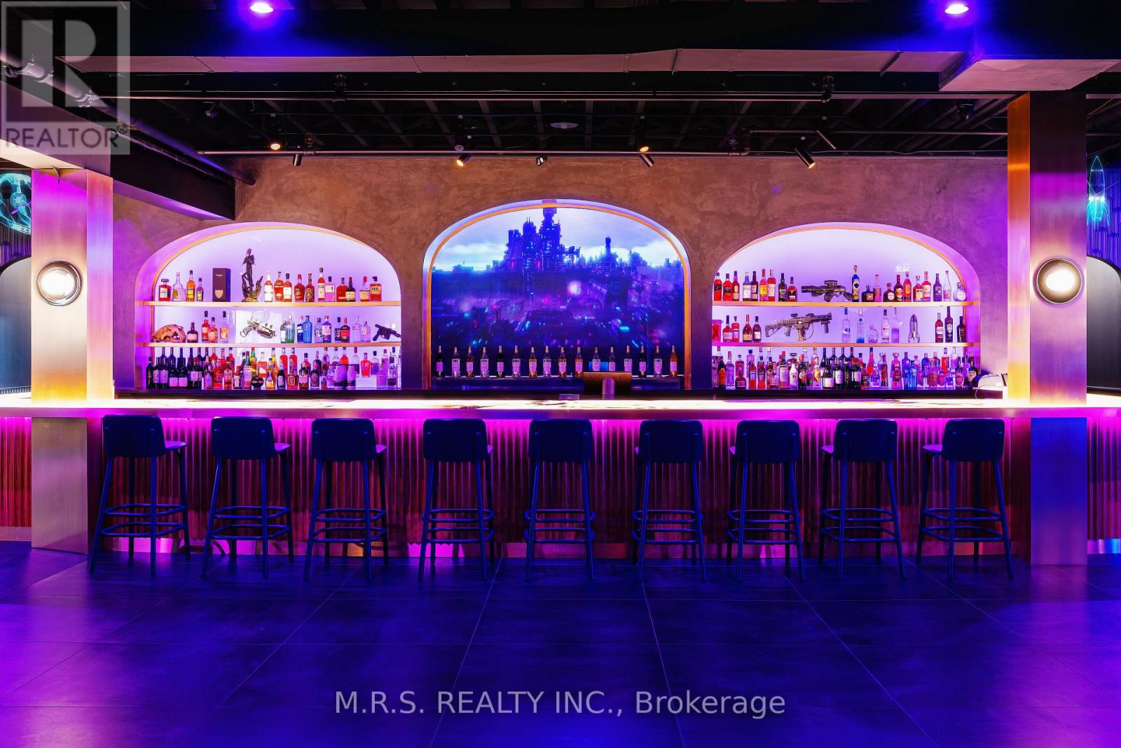 2ND FLOOR – 739 QUEEN STREET W