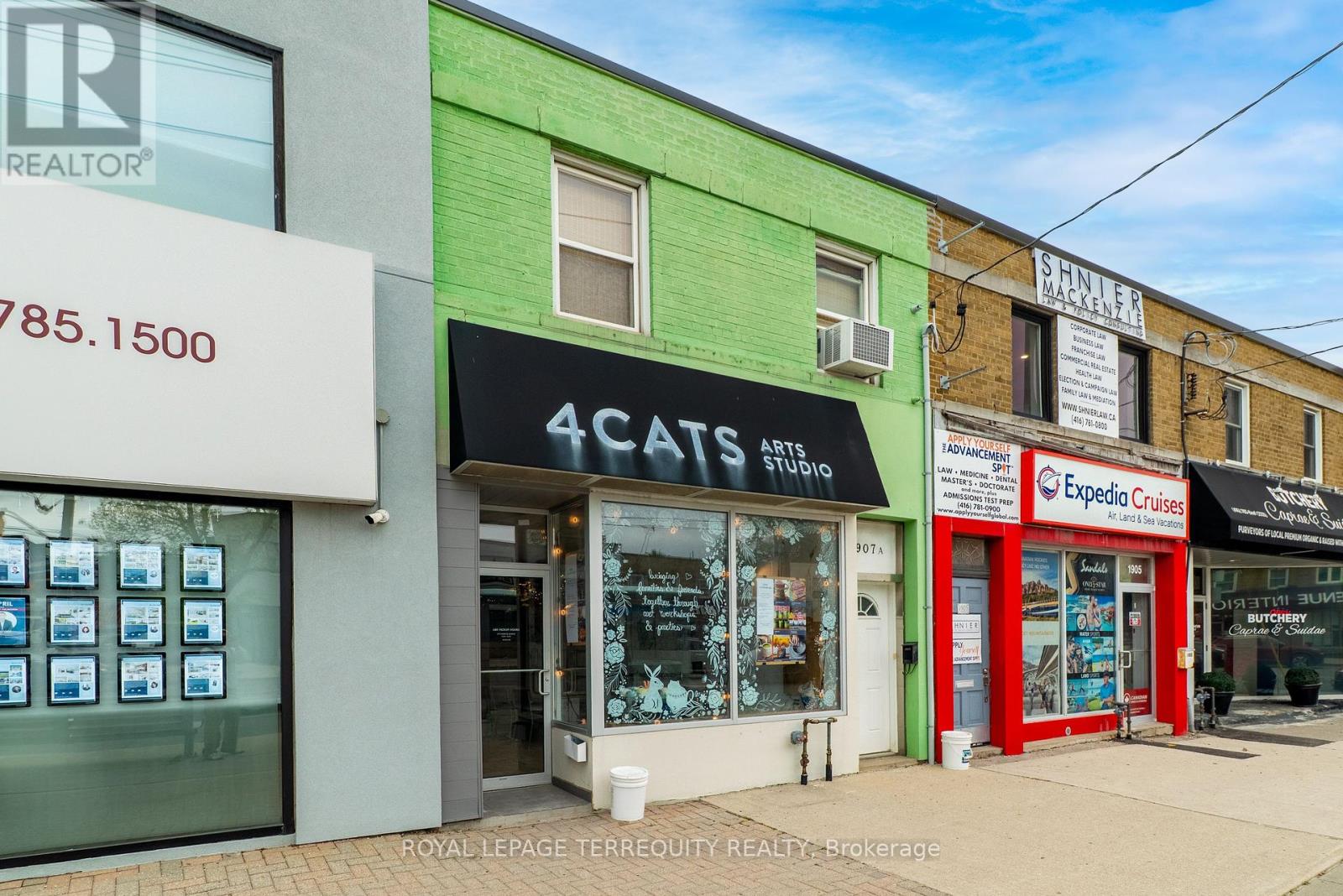 1907 AVENUE ROAD