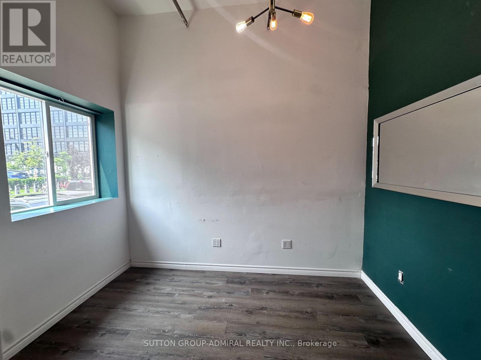 STUDIO 6 – 151 STERLING ROAD