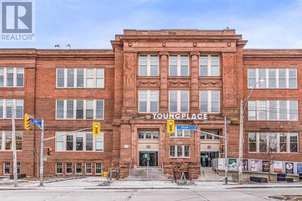 306 – 180 SHAW STREET