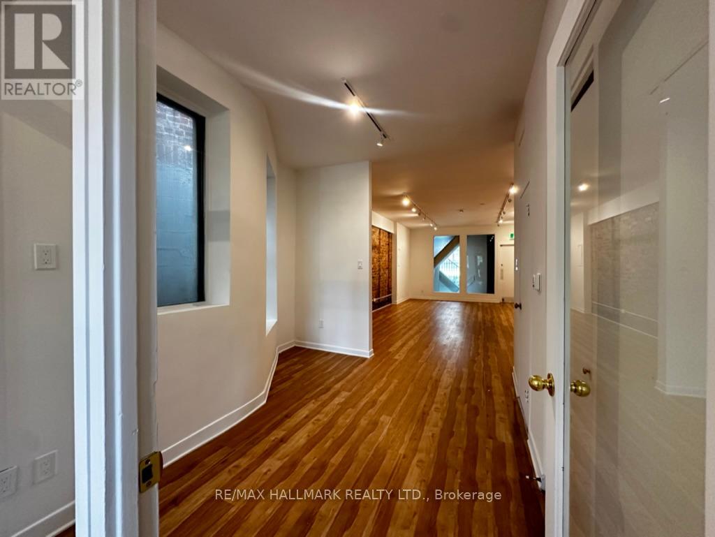 2ND FLR – 268 ADELAIDE STREET W