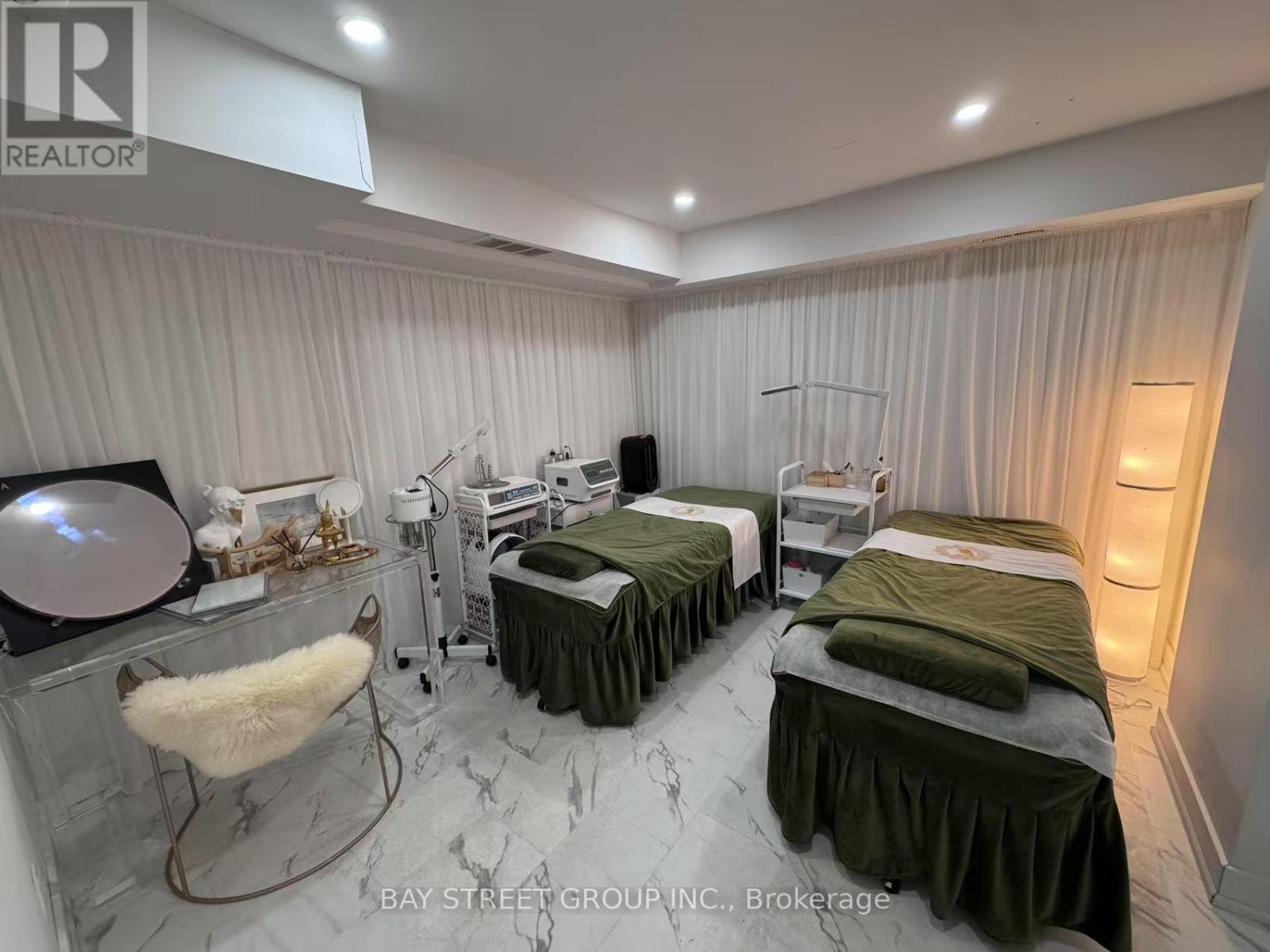 LOWER LEVEL – 336 DUNDAS STREET W