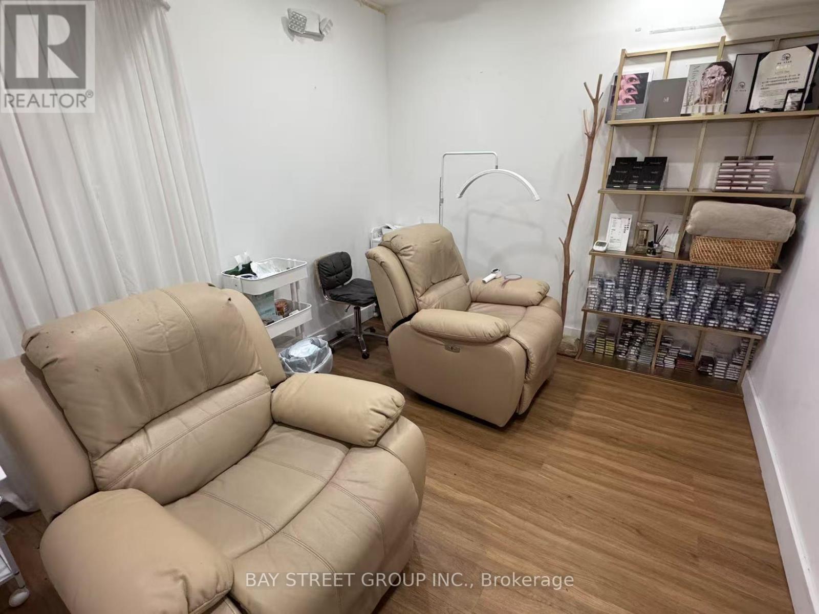 LOWER LEVEL – 336 DUNDAS STREET W