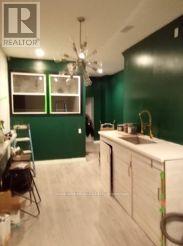 850 BATHURST STREET