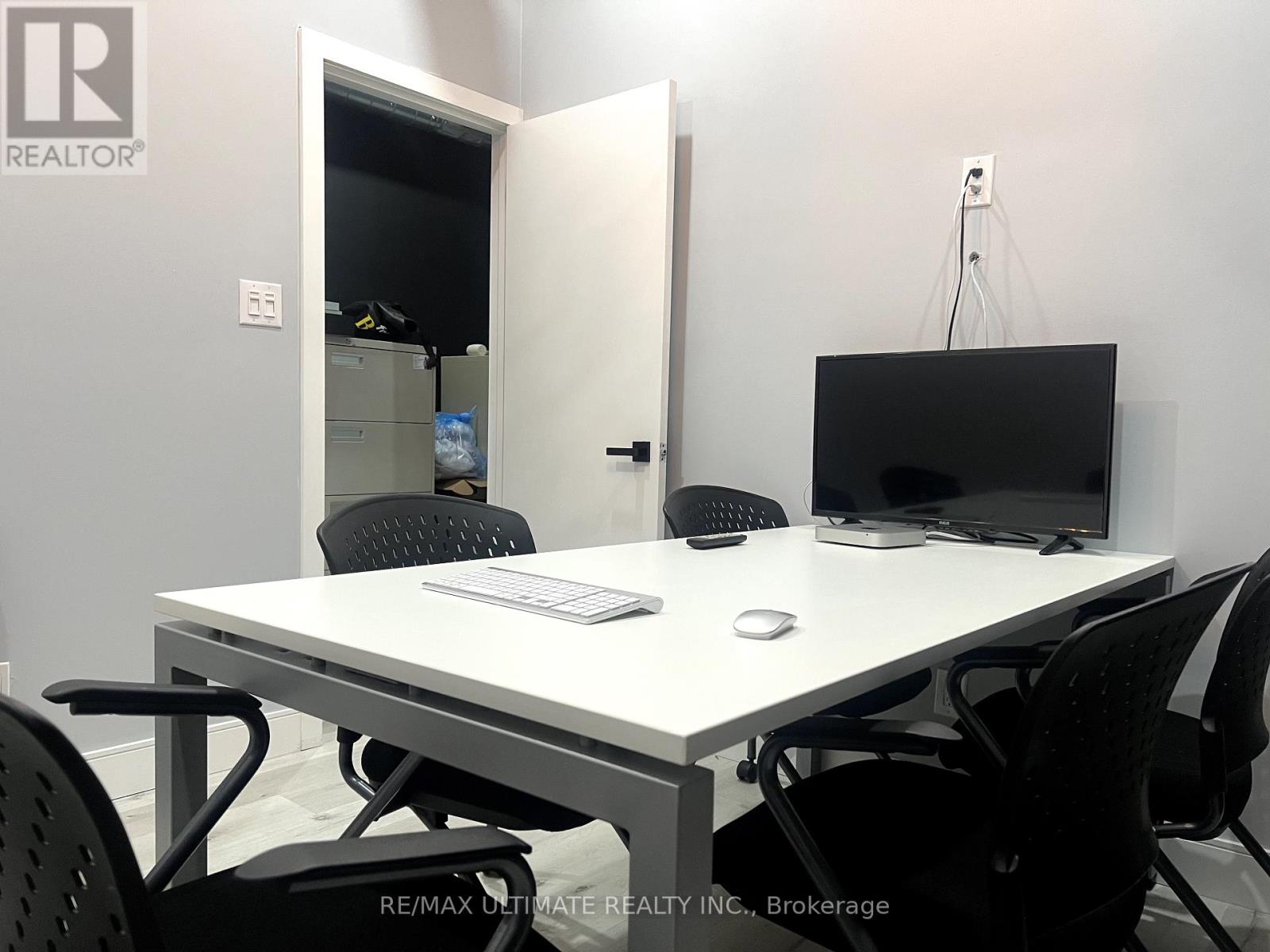 MAIN – 1744 ST. CLAIR AVENUE