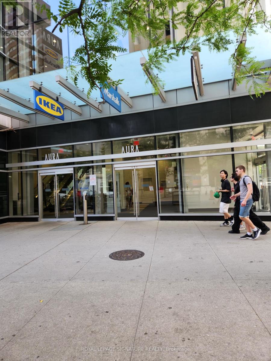 47 – 384 YONGE STREET