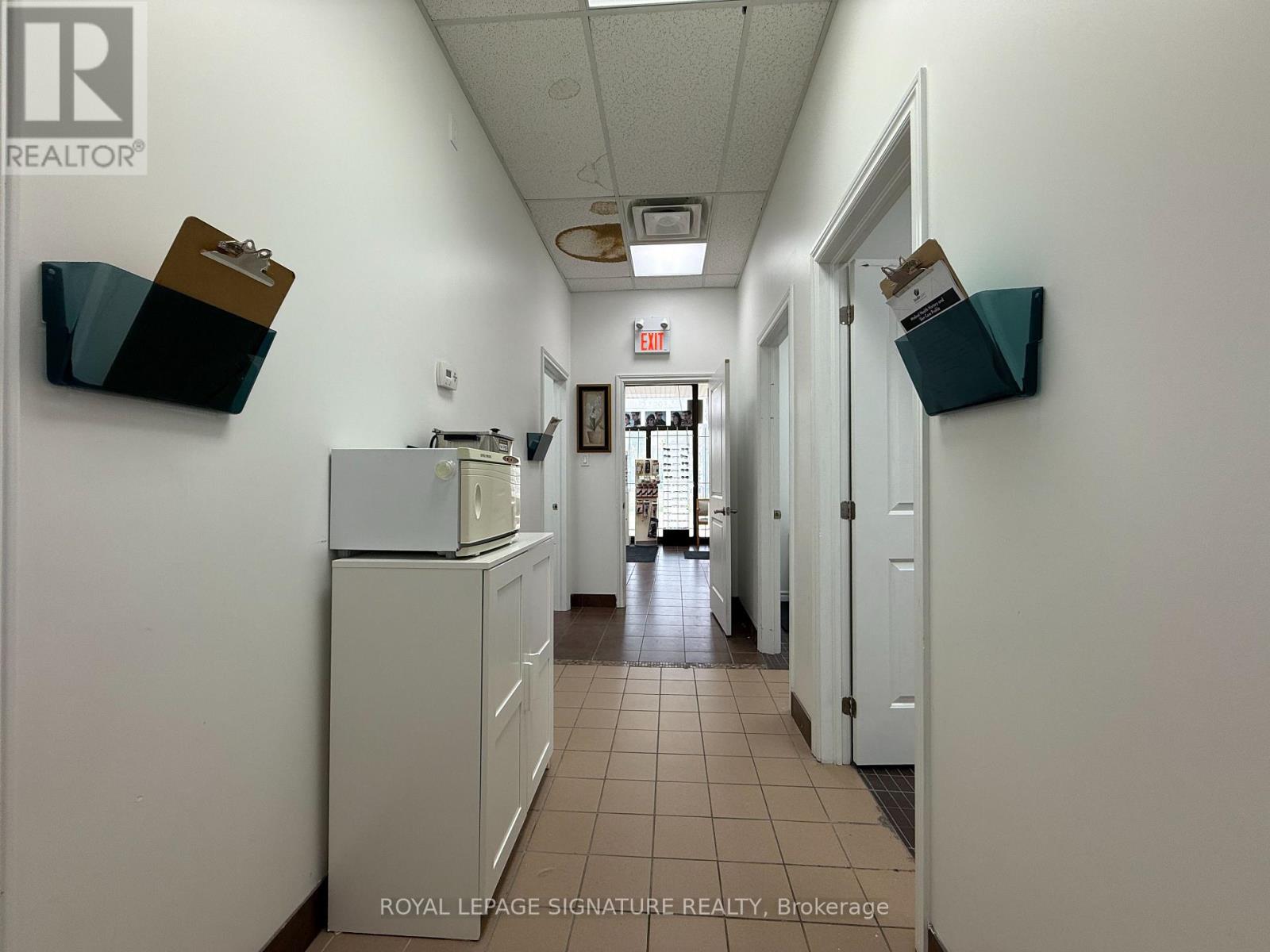 3 – 3155 EGLINTON AVENUE E