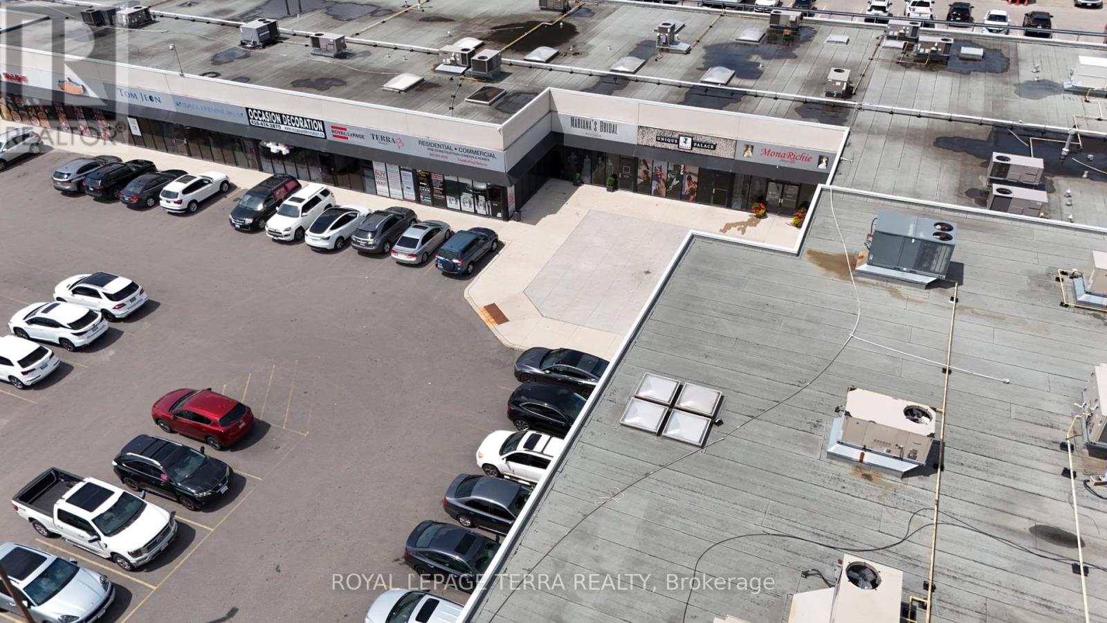 11 & 12 – 4040 STEELES AVENUE W