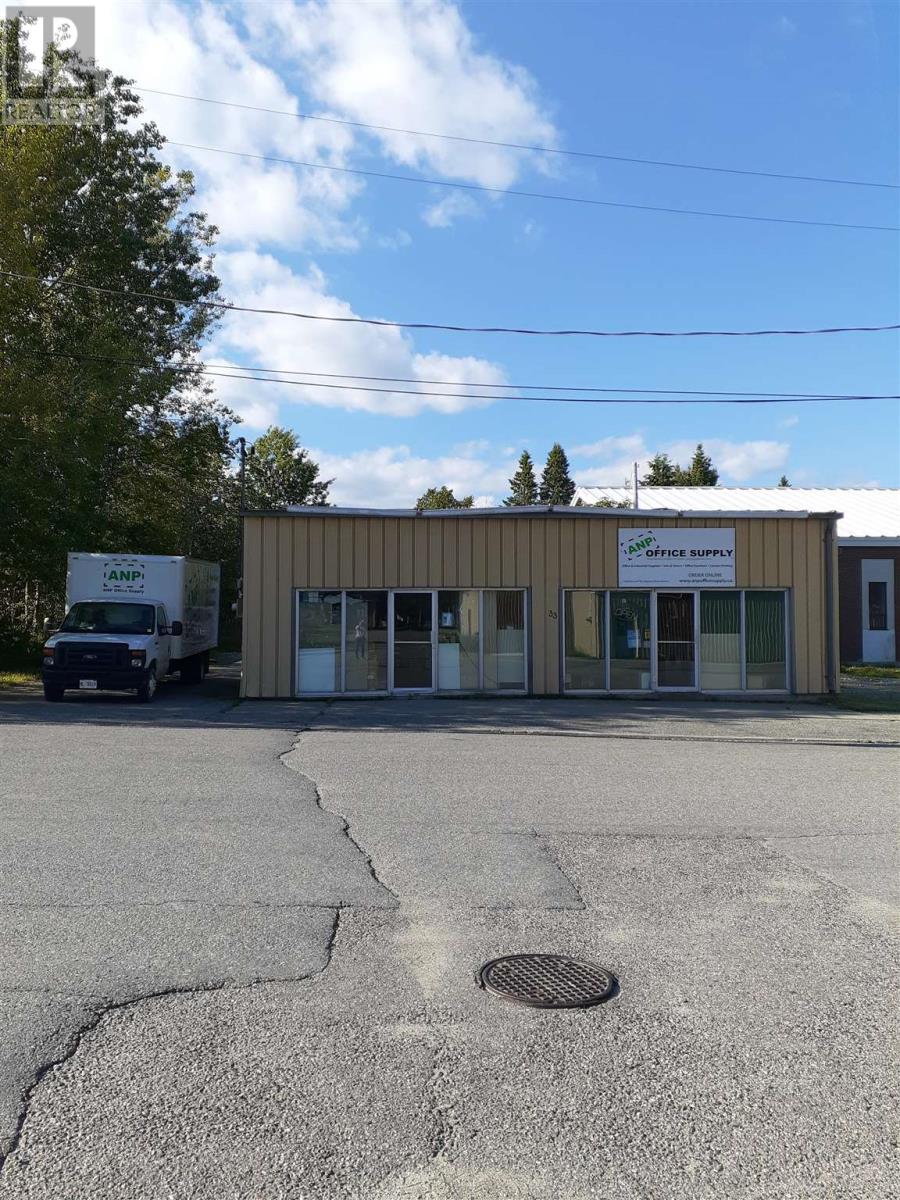 33 Ste. Marie ST