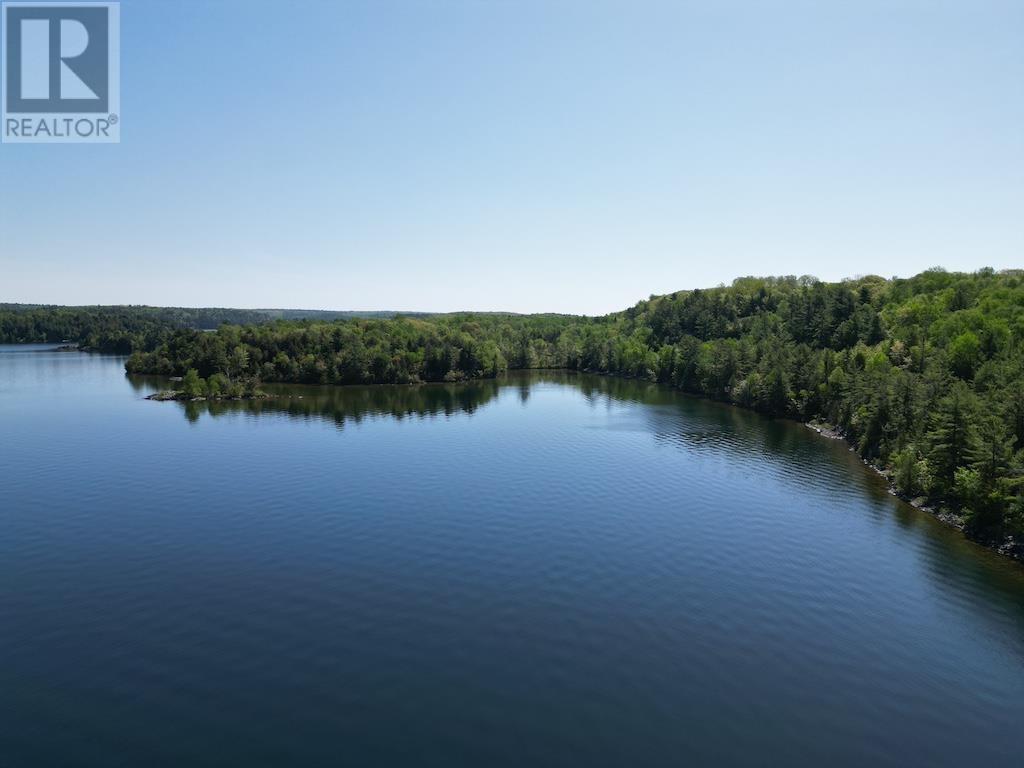 1016 Lauzon Village RD