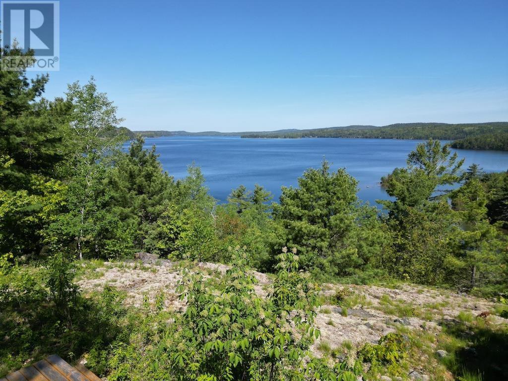1016 Lauzon Village RD