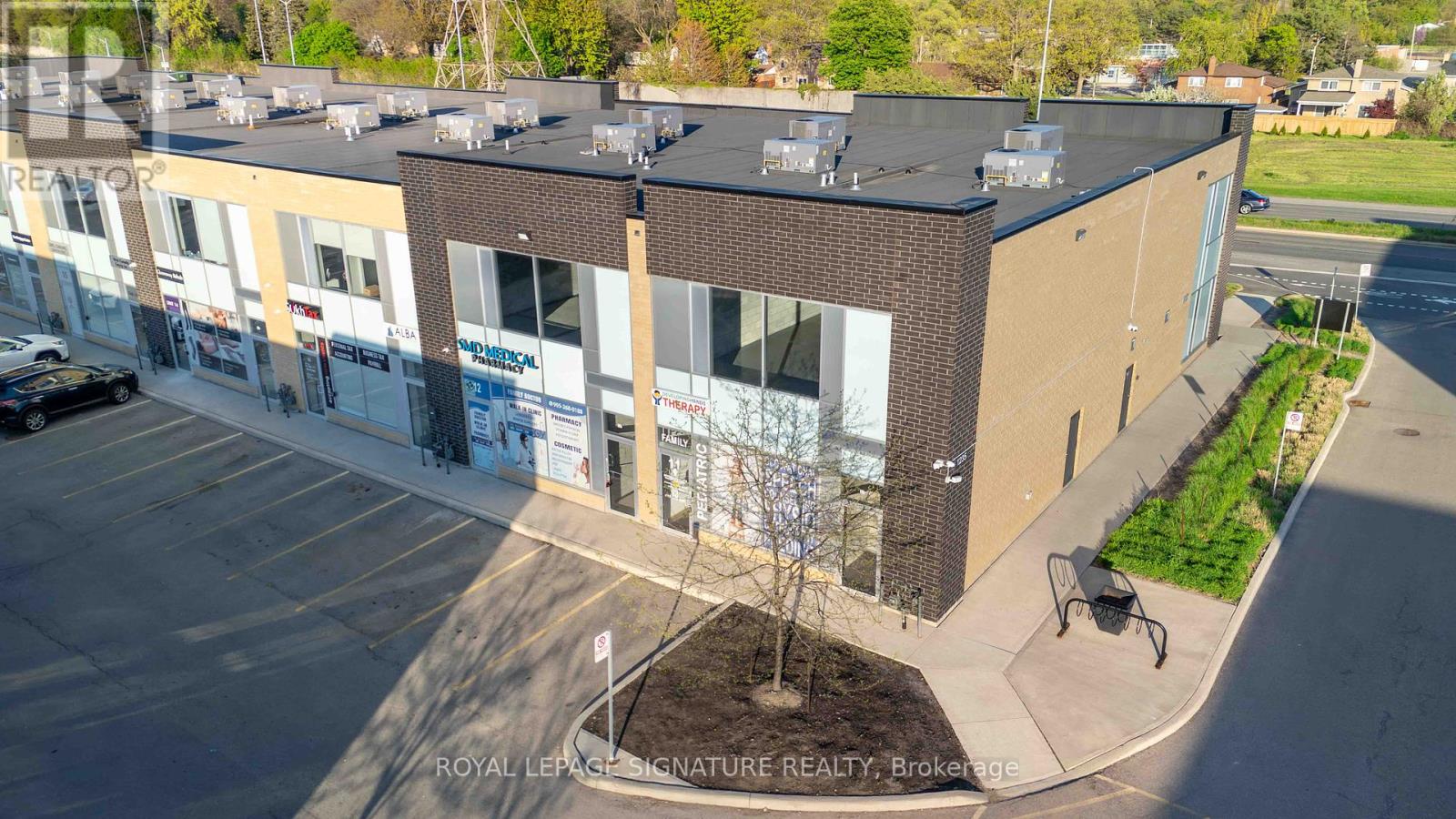 12A – 1235 QUEENSWAY E