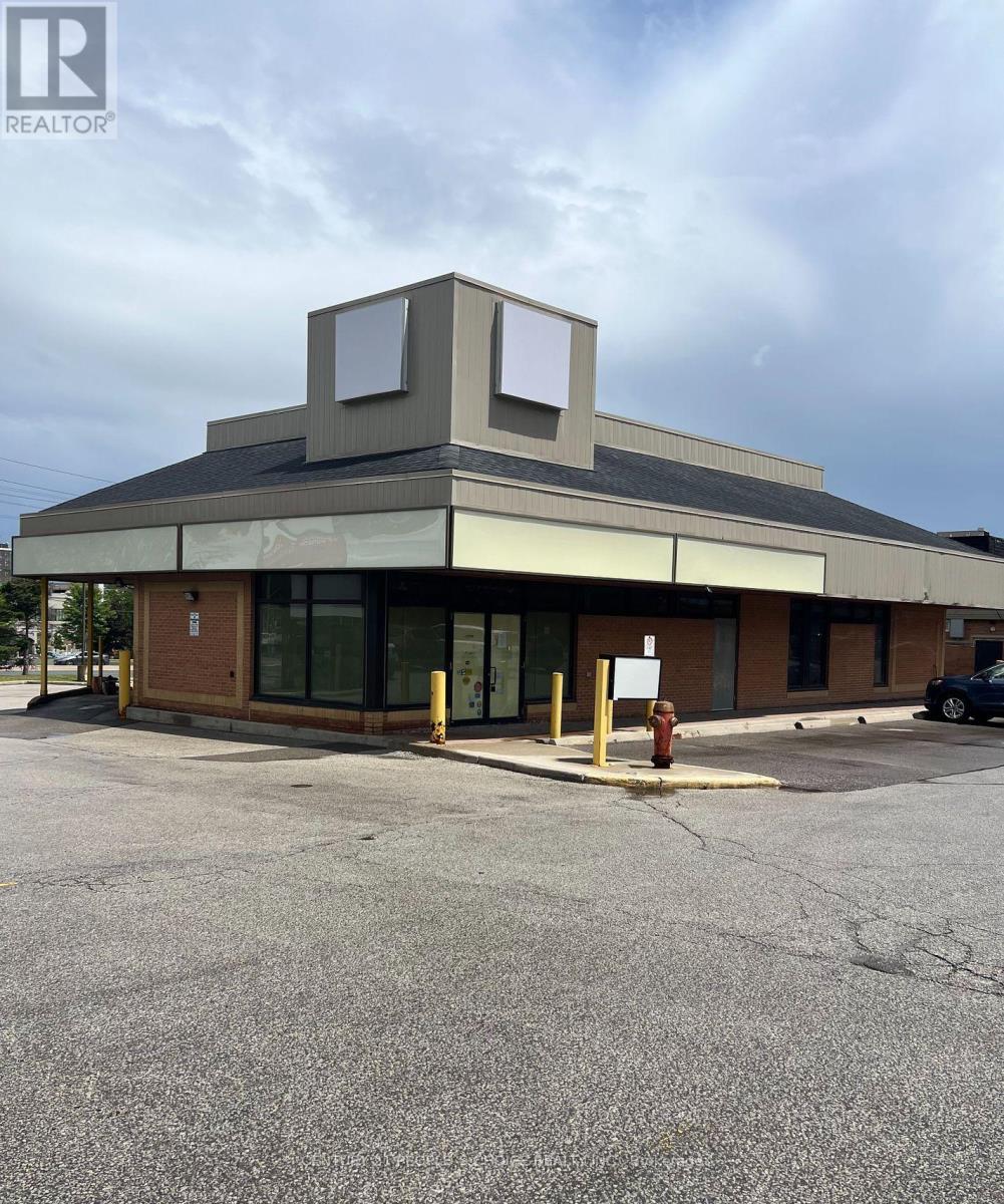 UNIT 1 – 16 LISA STREET
