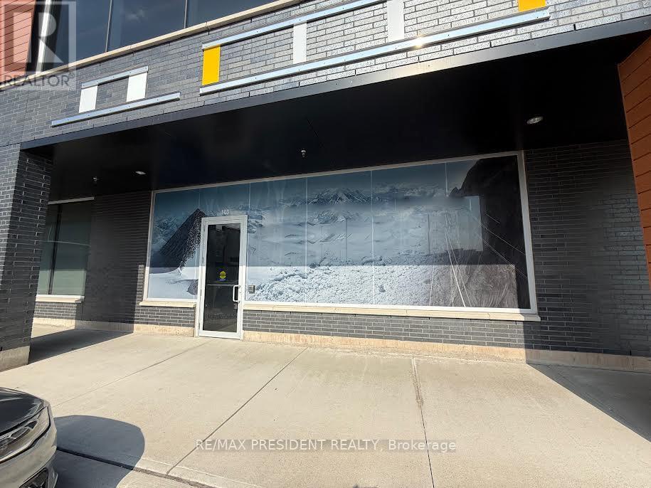 B103 – 1943 IRONOAK WAY