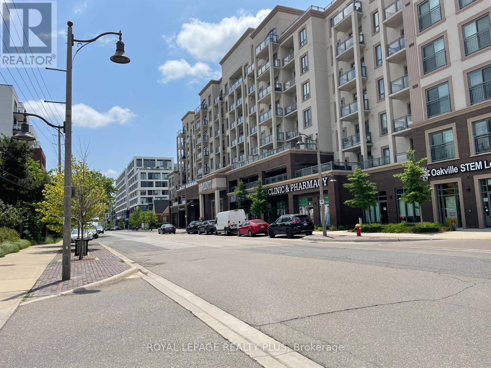 109 – 2486 OLD BRONTE ROAD