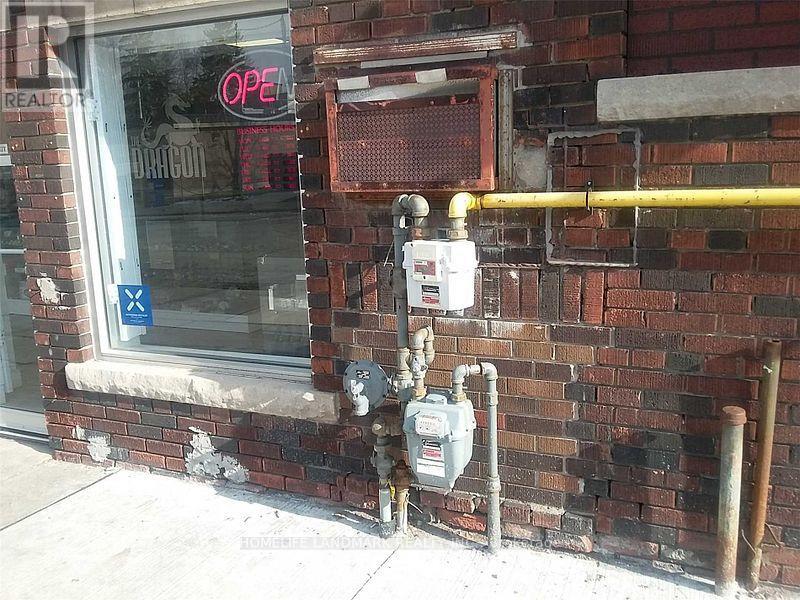 2400 BLOOR STREET W