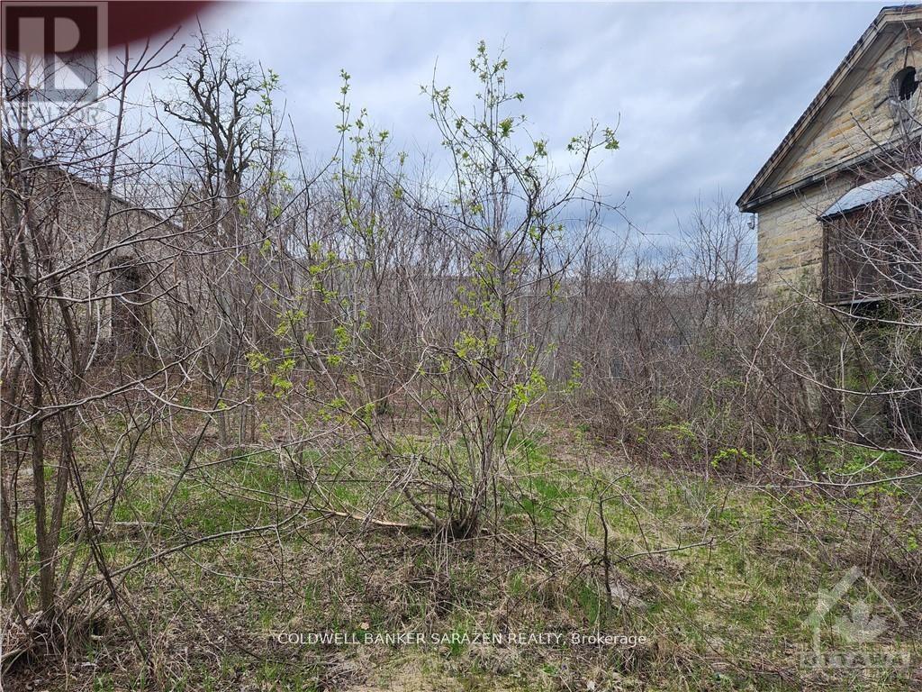 62 BECKWITH STREET E