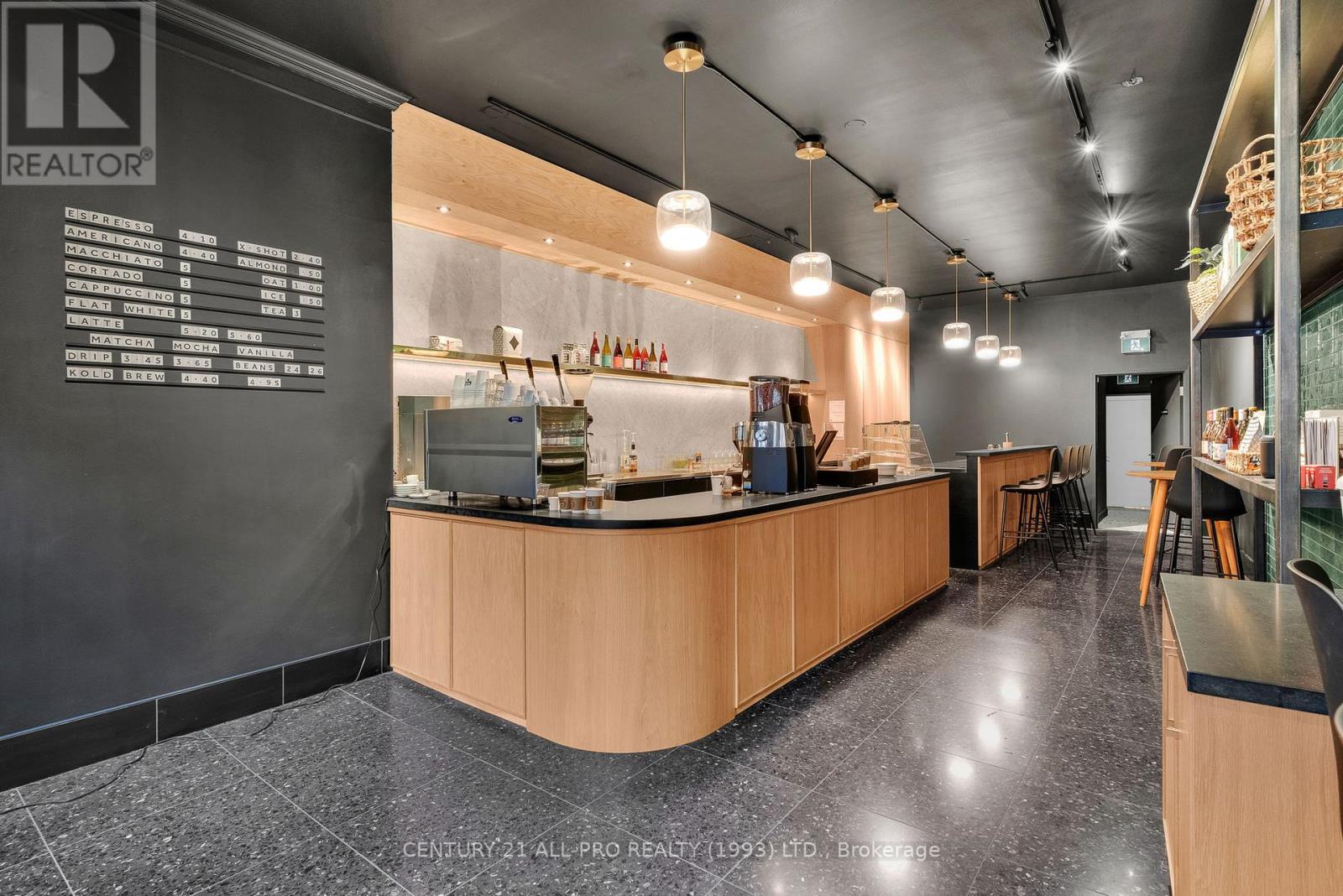 D – 79 KING STREET W