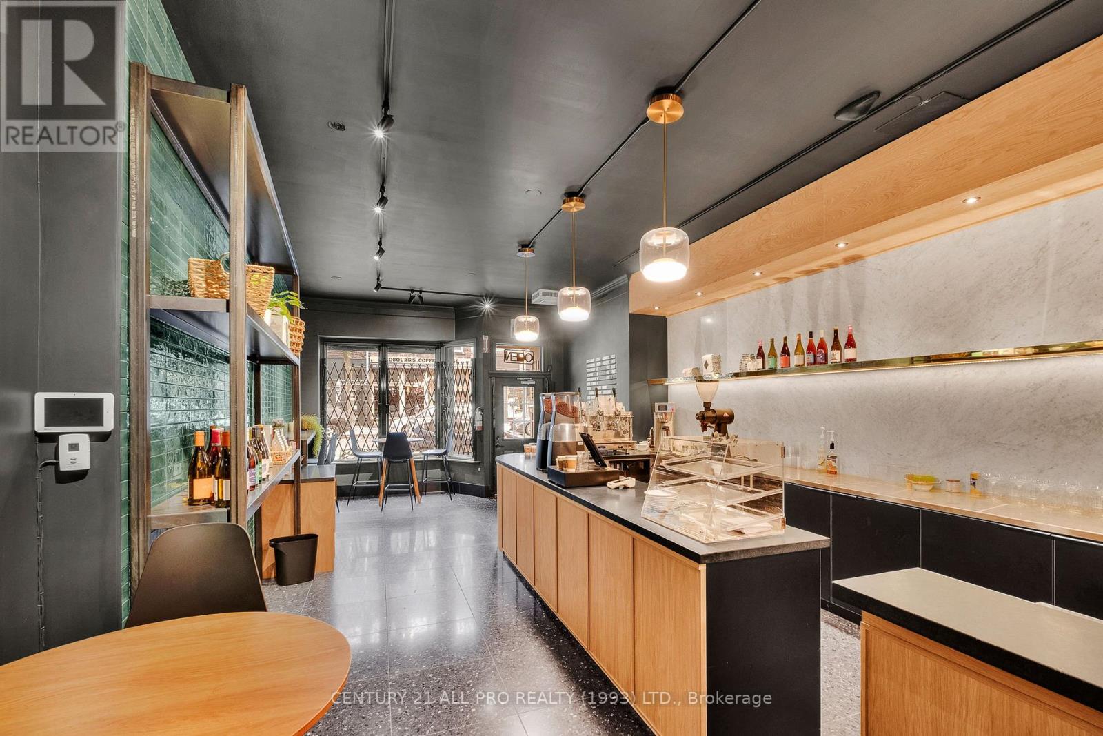 D – 79 KING STREET W
