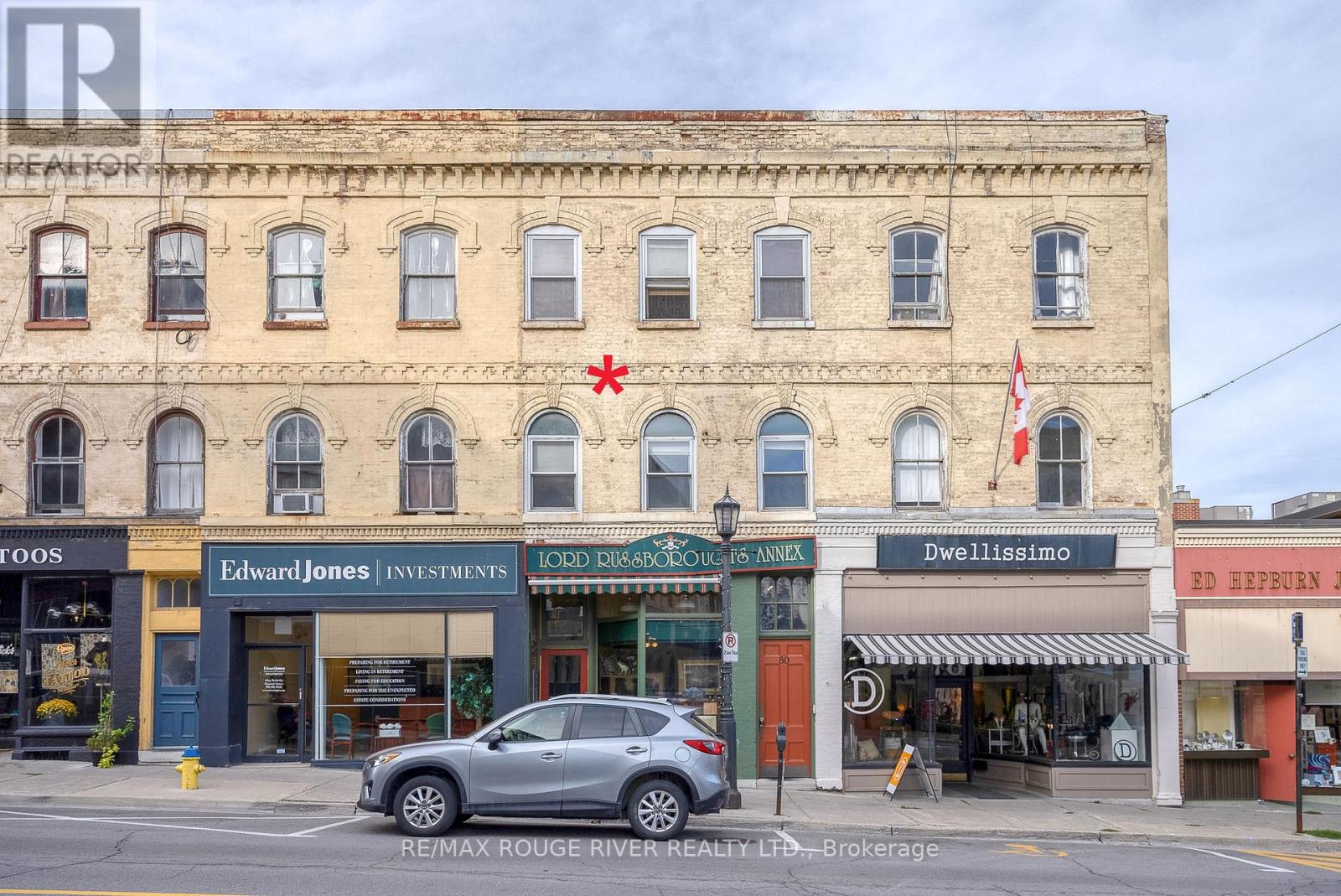82 WALTON STREET