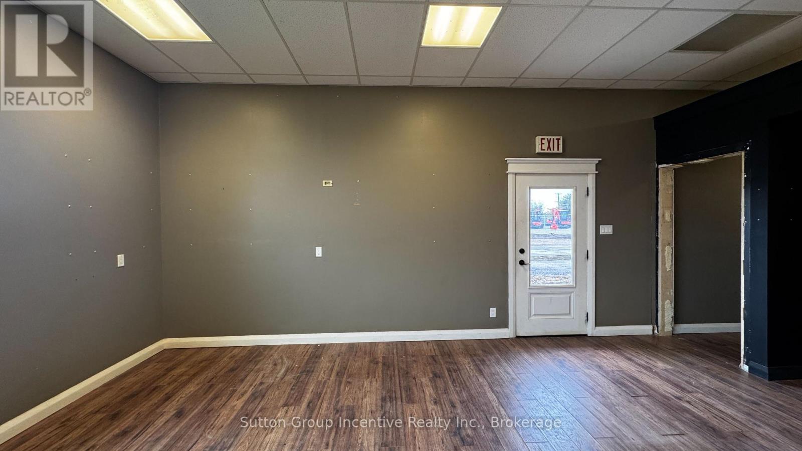 ORANGE – 1676 WINHARA ROAD