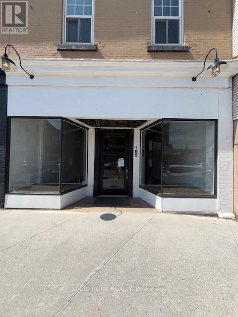 188 RAGLAN STREET S