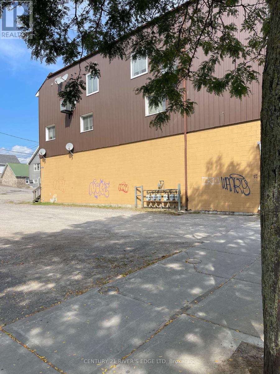 240-246 KING STREET W
