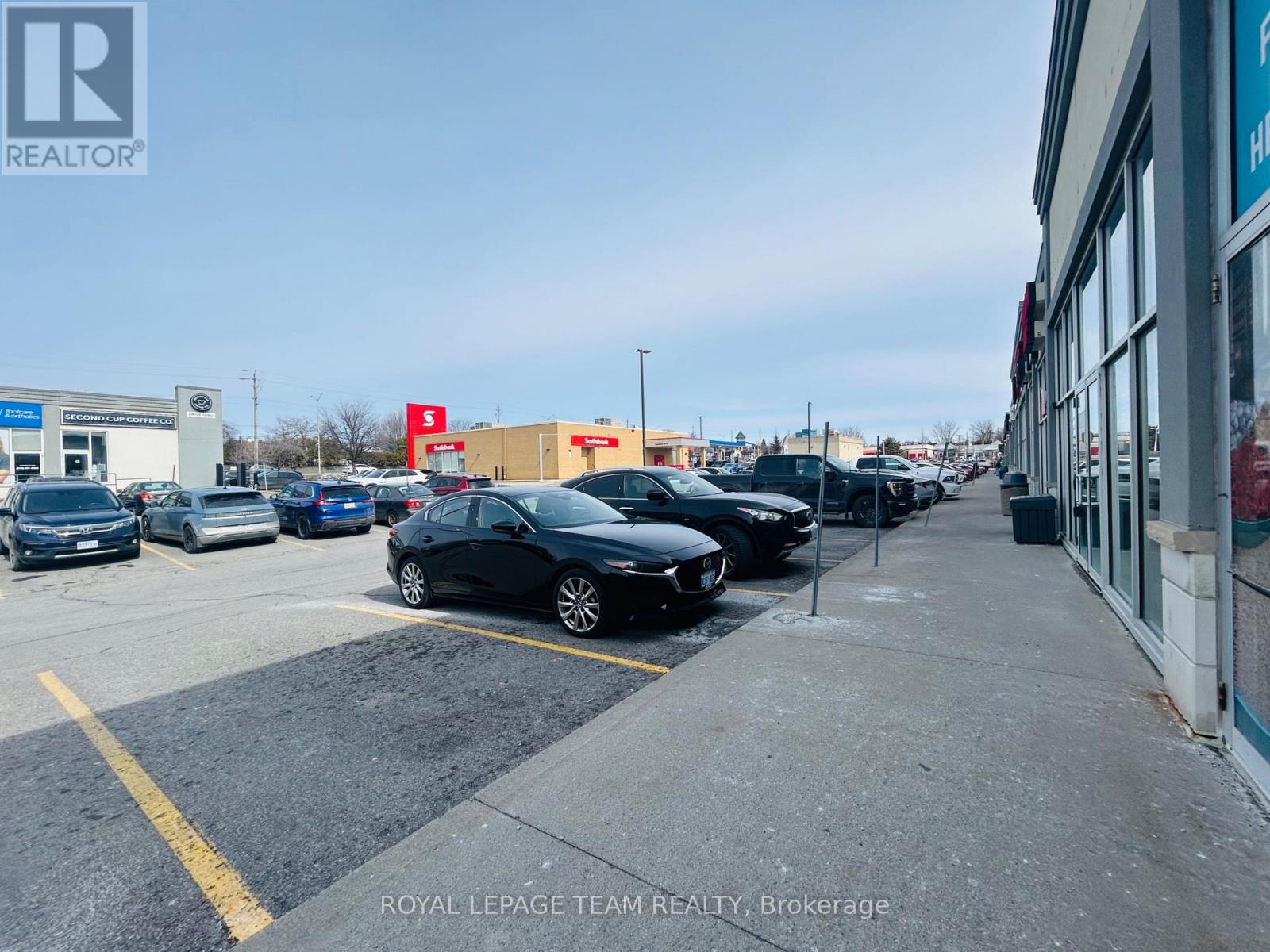 UNIT 2 – 484 HAZELDEAN ROAD