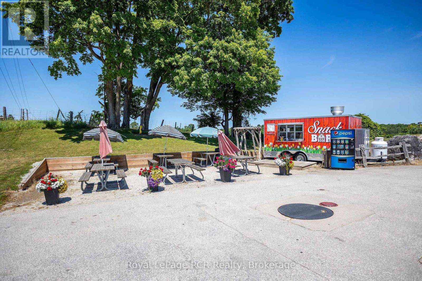177569 GREY RD 18 ROAD