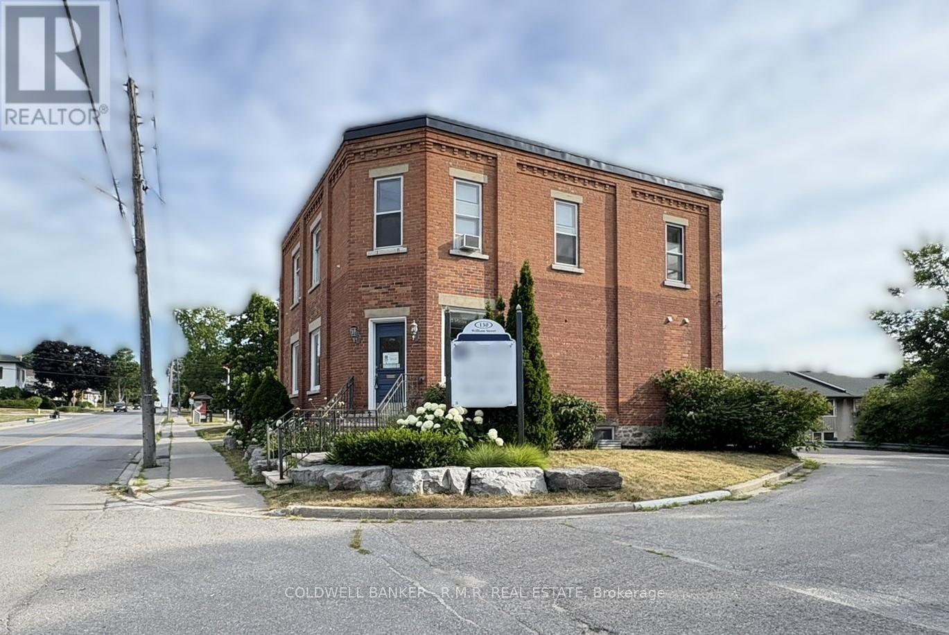 132 WILLIAM STREET N