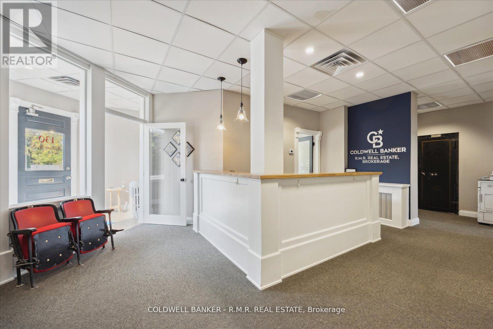 132 WILLIAM STREET N
