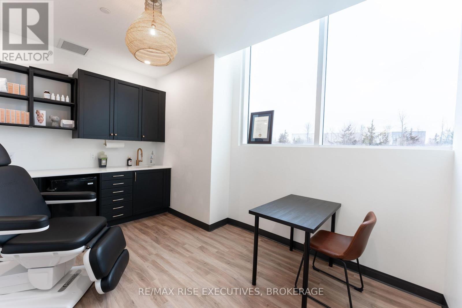 497 CATARAQUI WOODS DRIVE