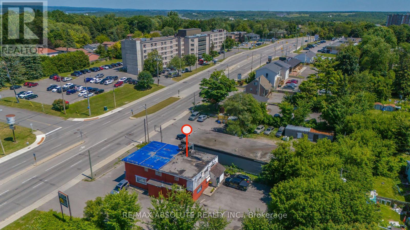 1690 MONTREAL ROAD