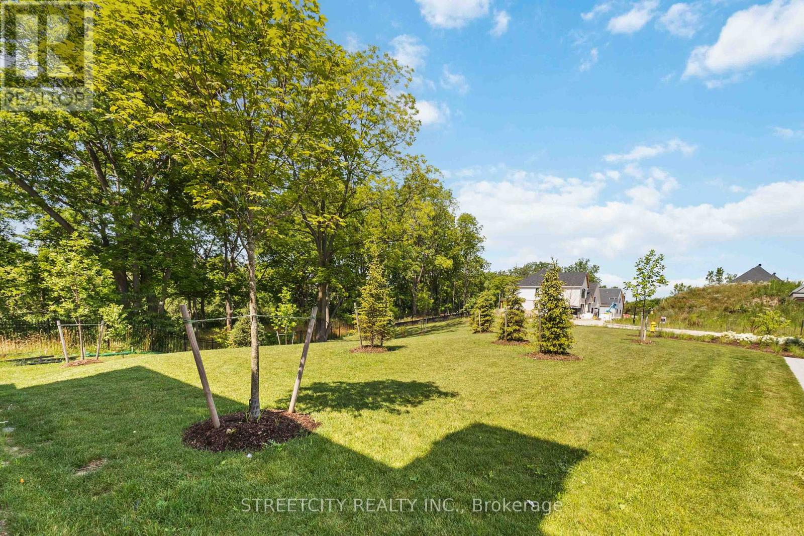 3 – 7100 KILBOURNE ROAD
