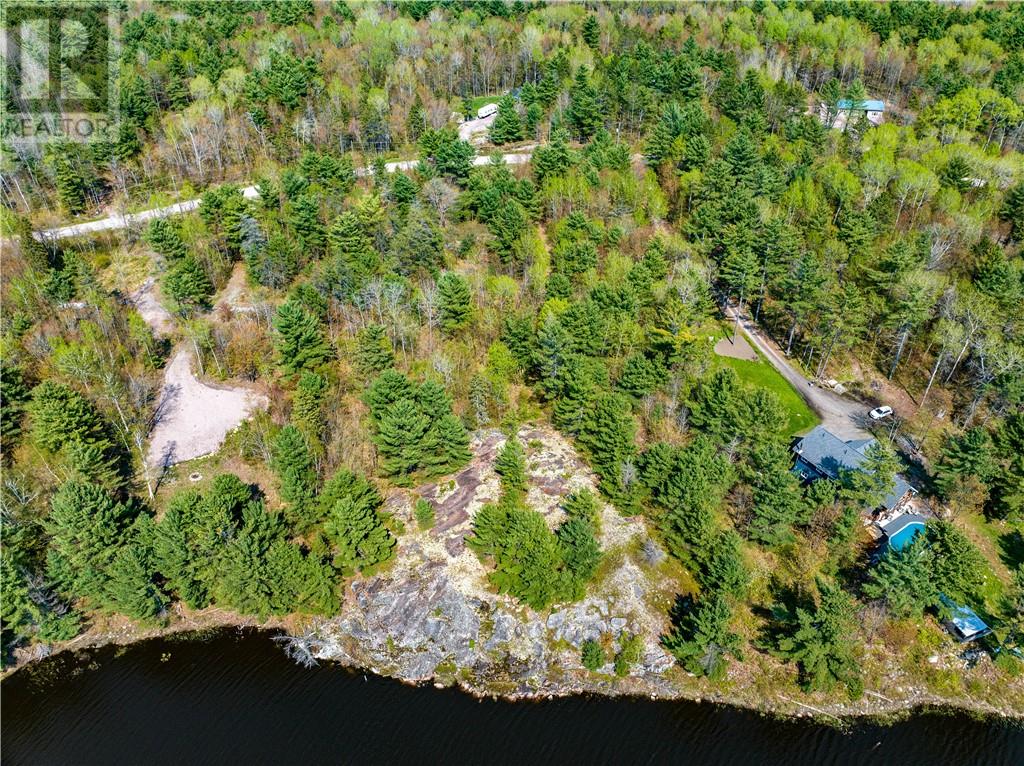 295 Lakeview Drive