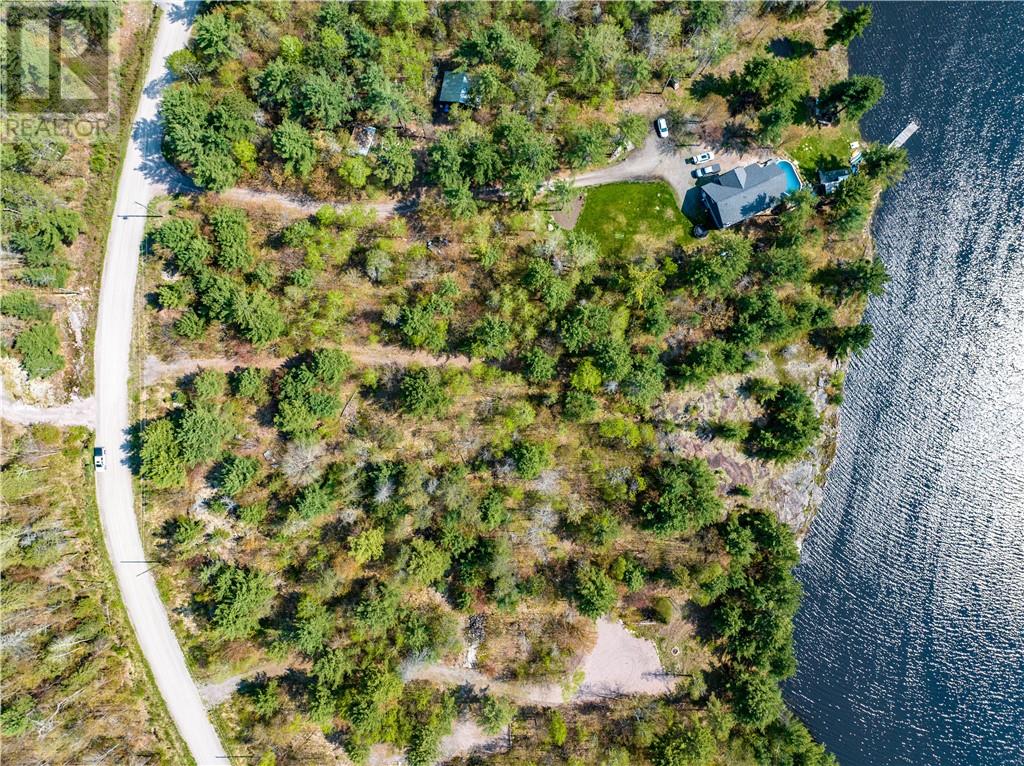 295 Lakeview Drive