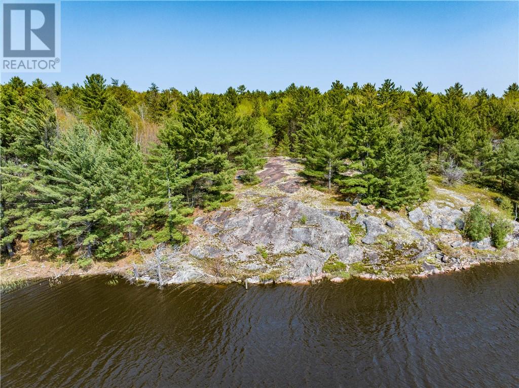 295 Lakeview Drive