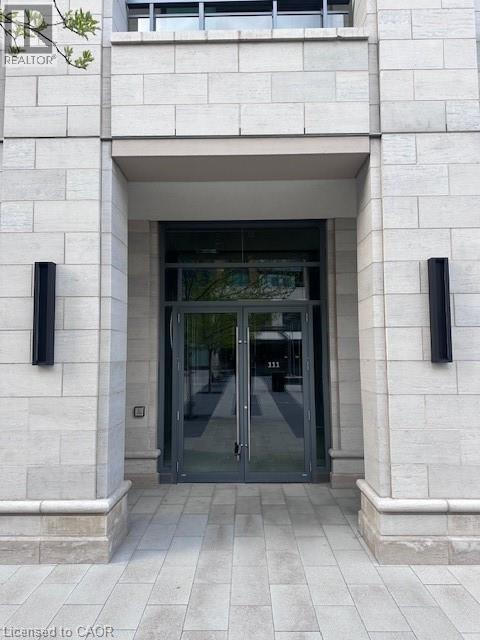 2060 LAKESHORE Road Unit# 111