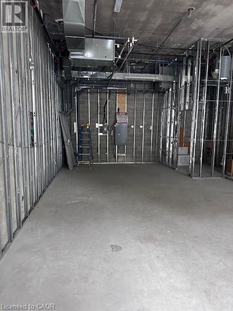 2060 LAKESHORE Road Unit# 111