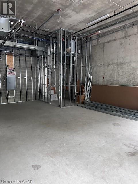 2060 LAKESHORE Road Unit# 111