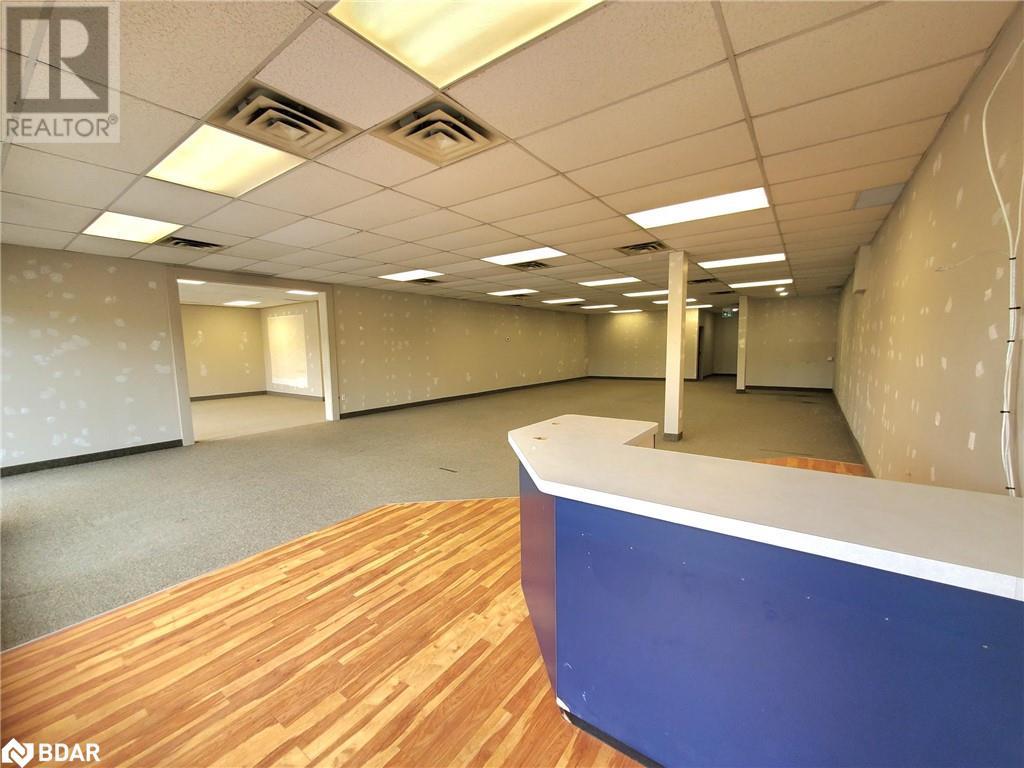 303 DUNLOP Street W Unit# 3&4