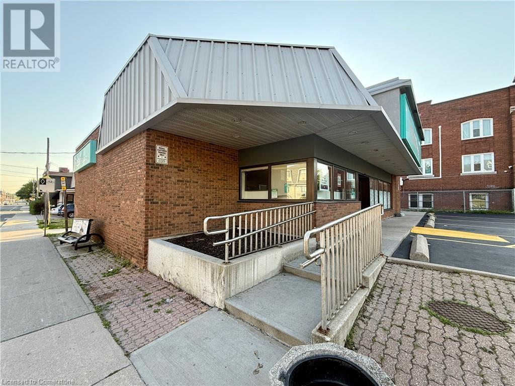 331 DUNDURN Street S