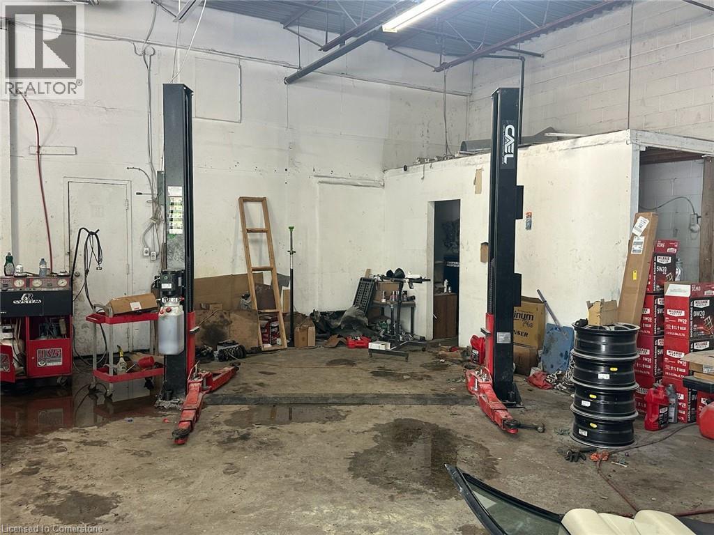 333 ELGIN Street N Unit# A2