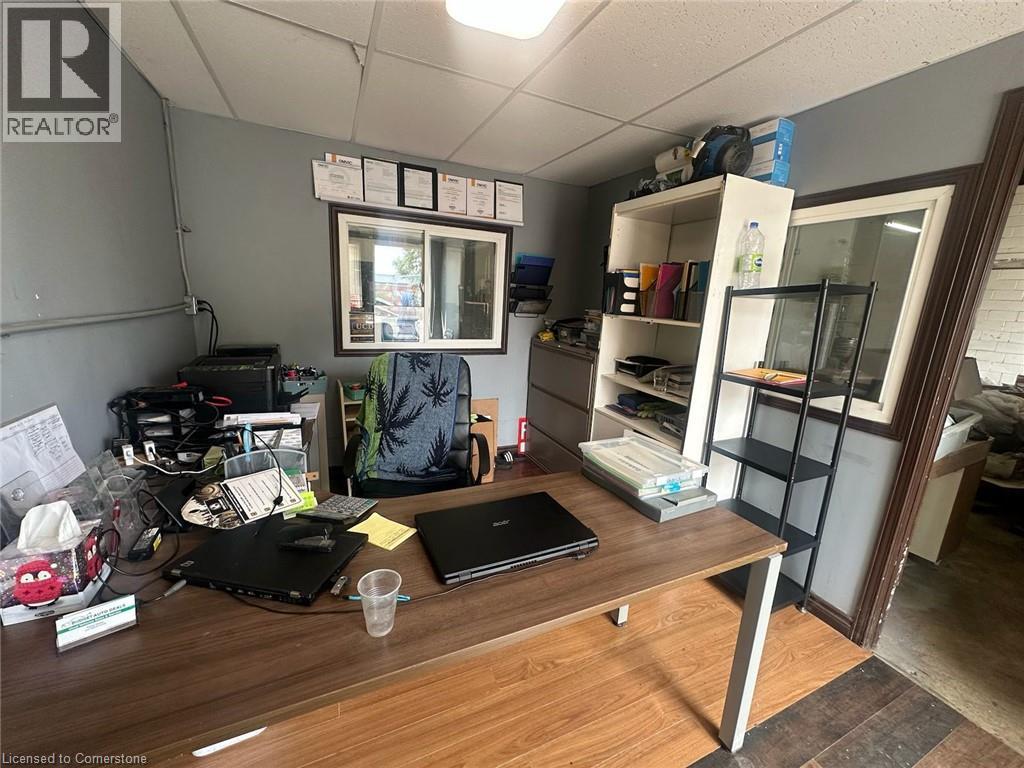333 ELGIN Street N Unit# A2