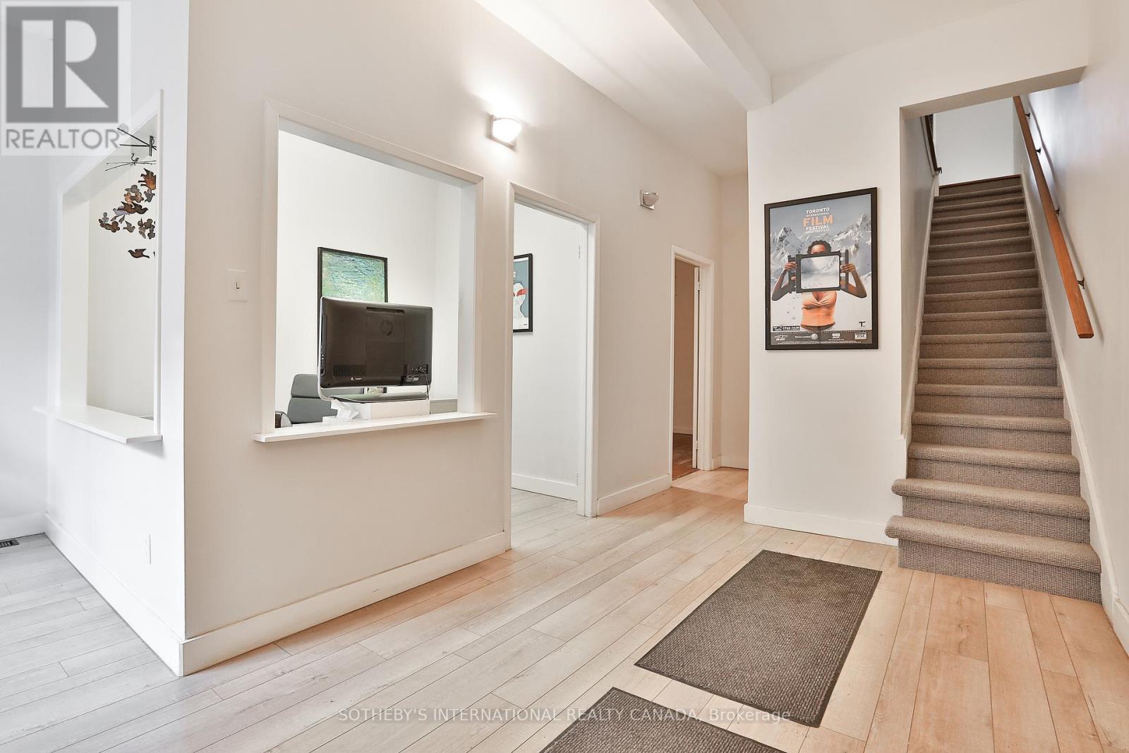 108 SCOLLARD STREET
