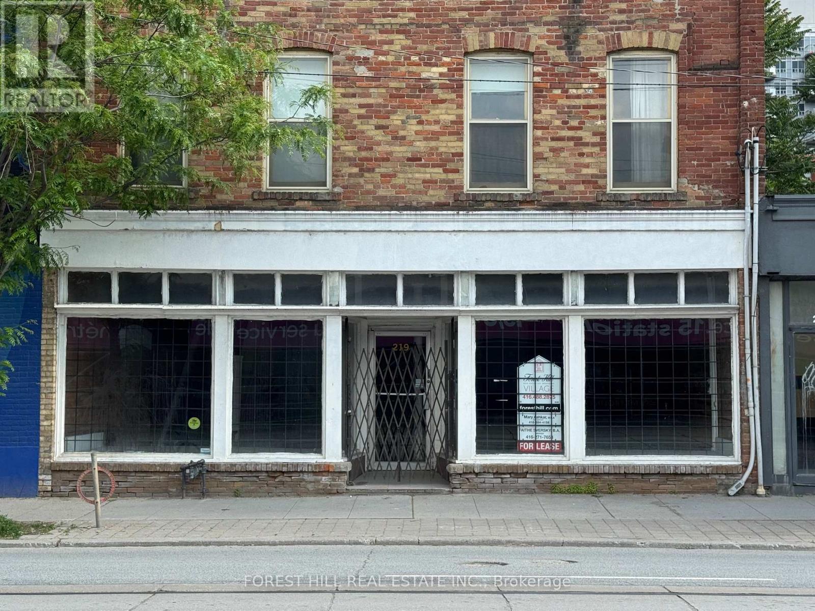 219 QUEEN STREET E
