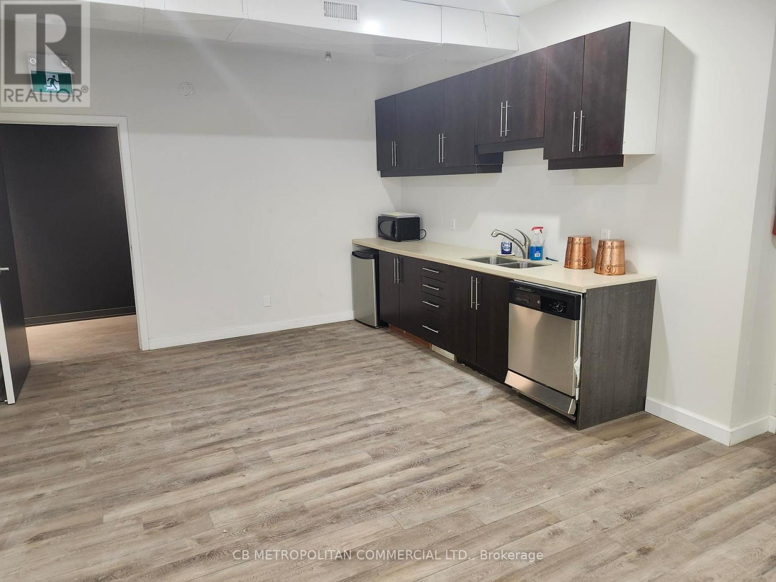 LOWER – 636 KING STREET W