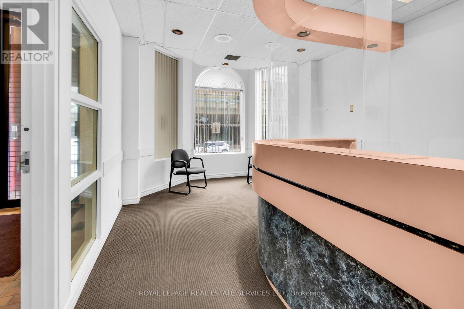 MAIN FLOOR – 346 DUNDAS STREET W